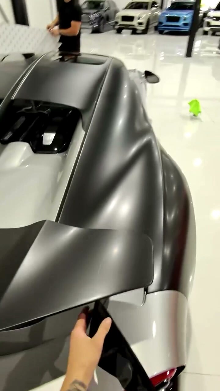 Satin film laid over the bodywork of a Bugatti Chiron Super Sport