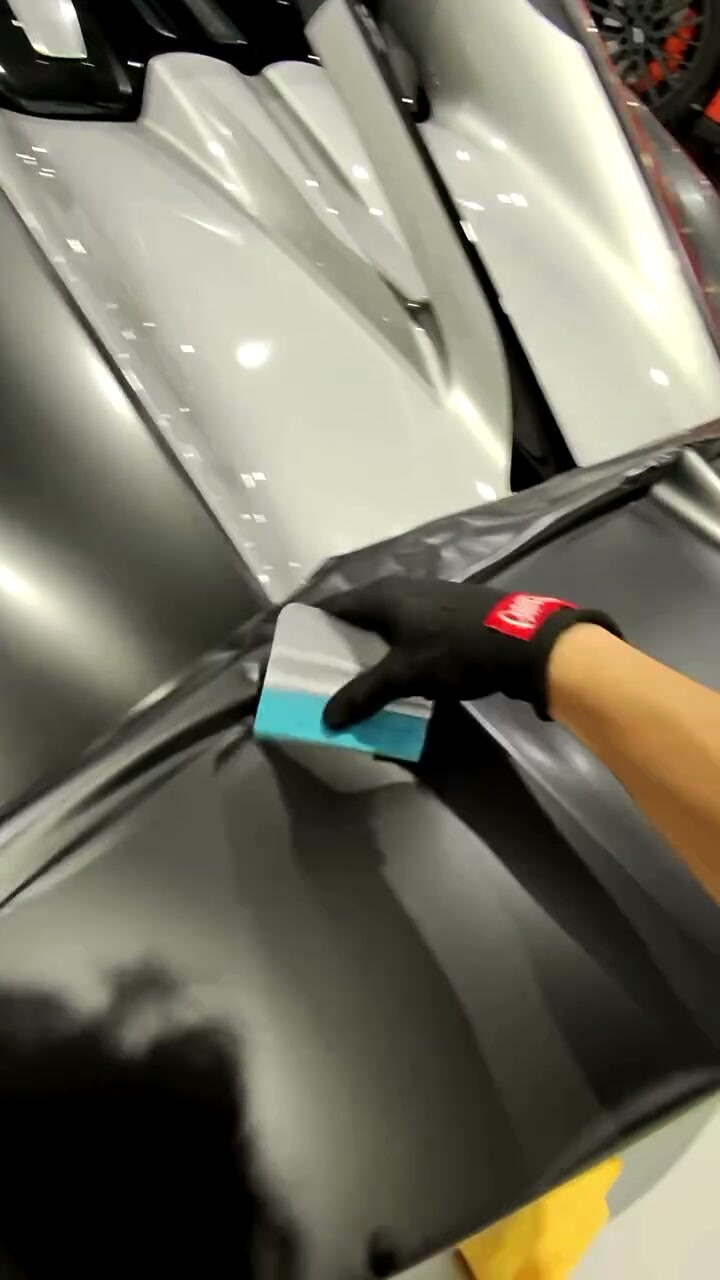 Satin film squeegeed onto the Bugatti Chiron Super Sport